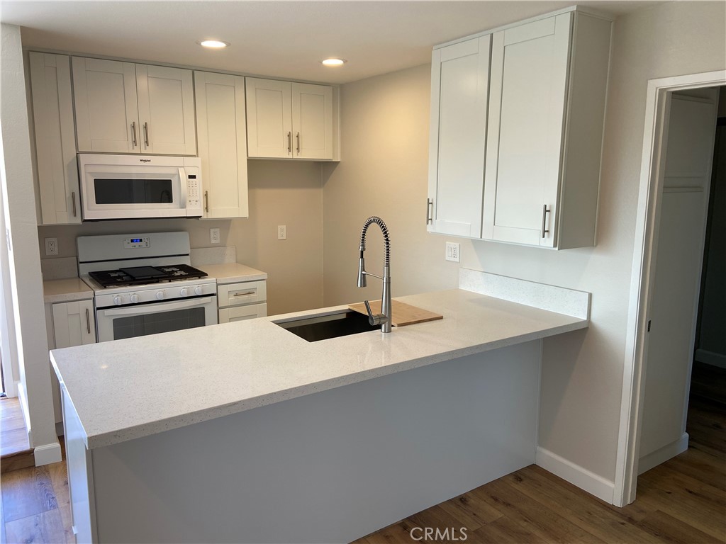690 Camino De Los Mares 4, San Clemente CA 92673 - photo 2