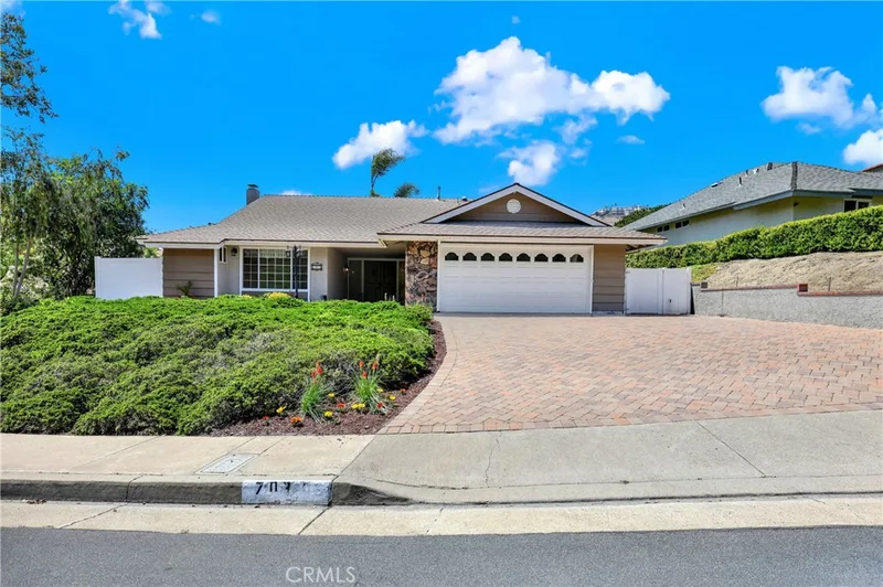703 Calle Vallarta, San Clemente, CA 92673