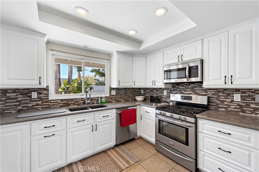 710 Avenida Columbo, San Clemente CA 92672 - photo 5