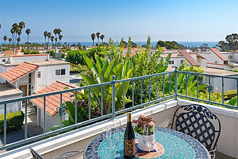 712 Calle Divino, San Clemente