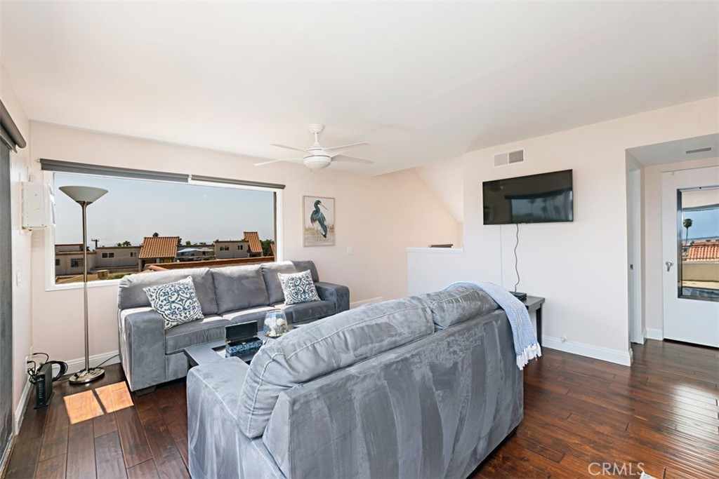 712 Calle Divino, San Clemente CA 92673 - photo 11