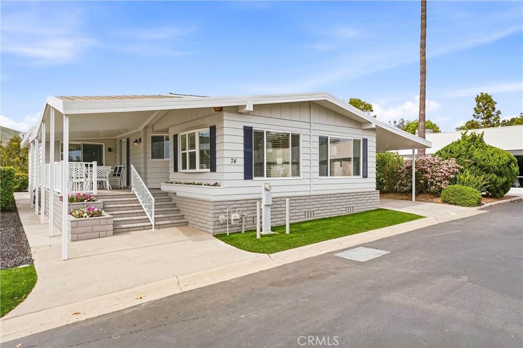 74 Mira Adelante, San Clemente CA 92673 - photo 3