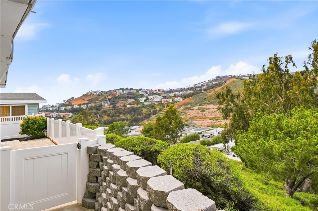 74 Mira Adelante, San Clemente CA 92673 - photo 24