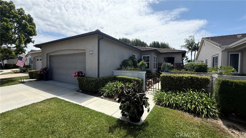 8 Corte De Vega, San Clemente CA 92673 - photo 1