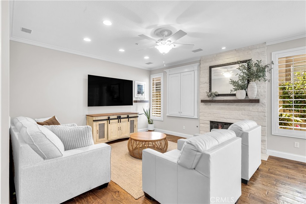 805 Futura, San Clemente CA 92672 - photo 12