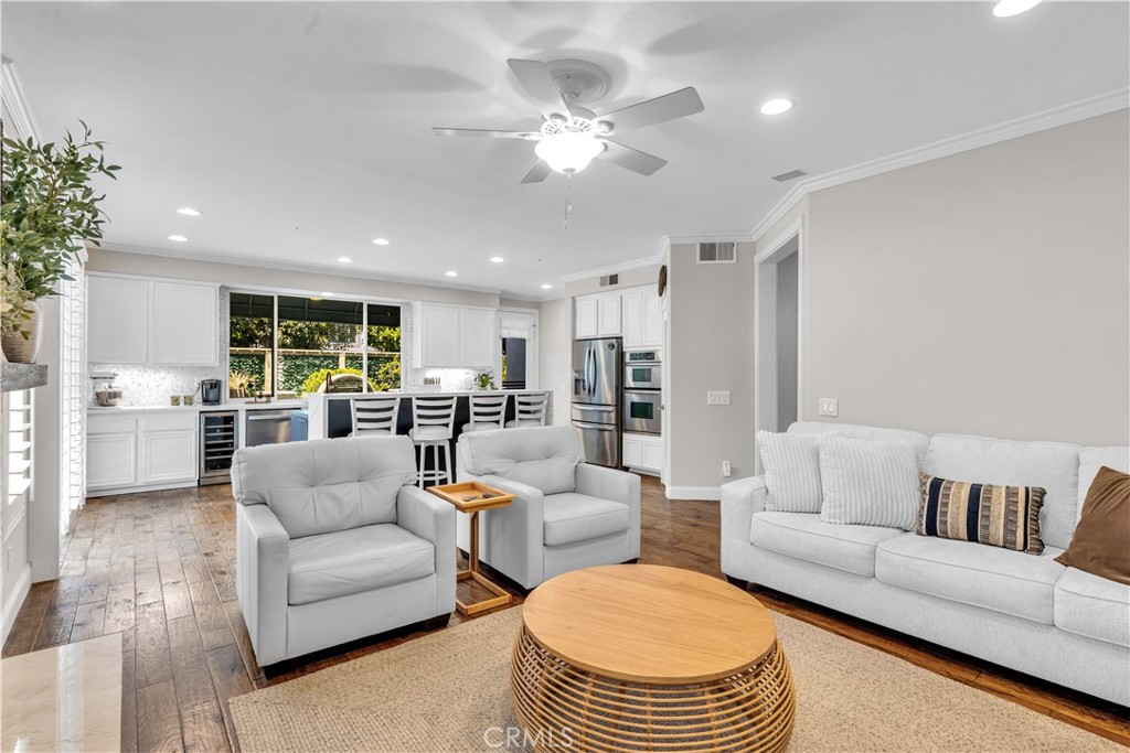 805 Futura, San Clemente CA 92672 - photo 14