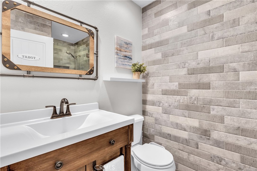 805 Futura, San Clemente CA 92672 - photo 21