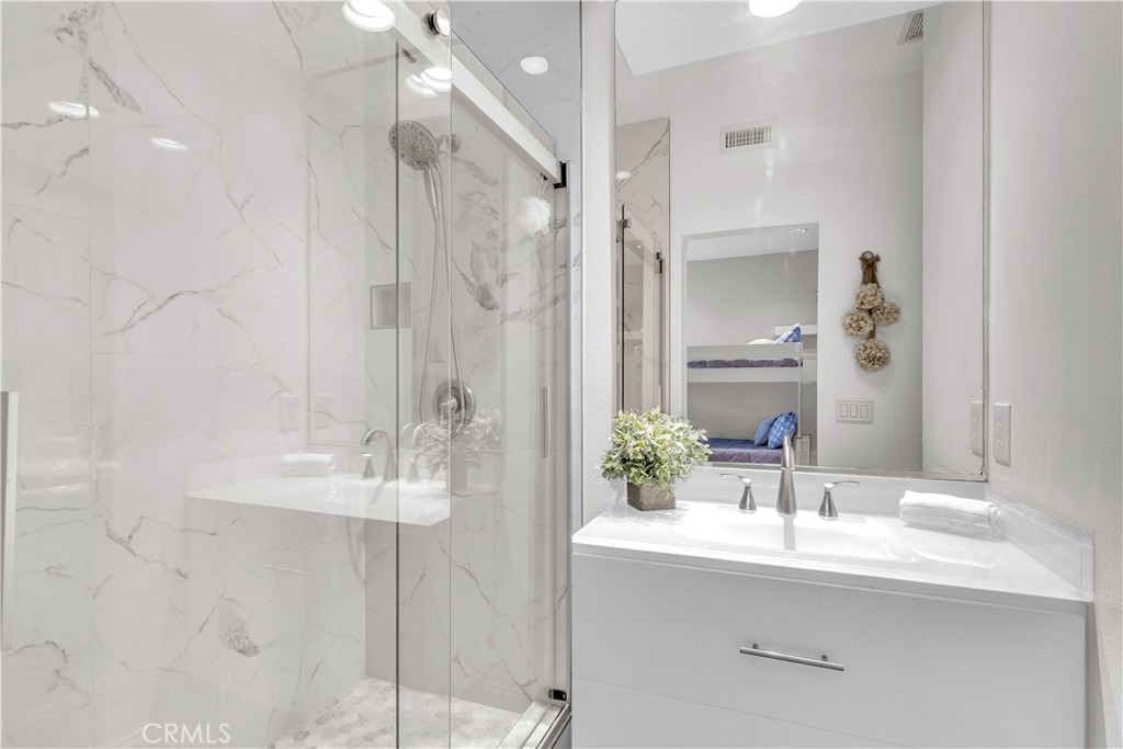 805 Futura, San Clemente CA 92672 - photo 37