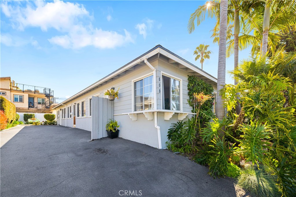 Front 1 - 808 Buena Vista, San Clemente CA 92672 - photo 1