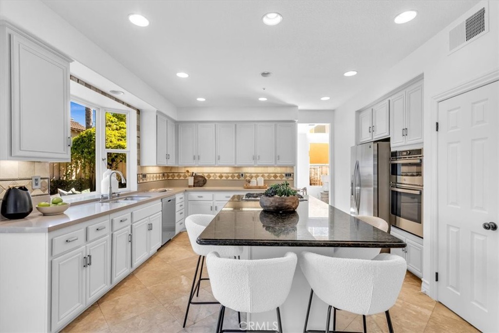 808 Carnaros, San Clemente CA 92672 - photo 4