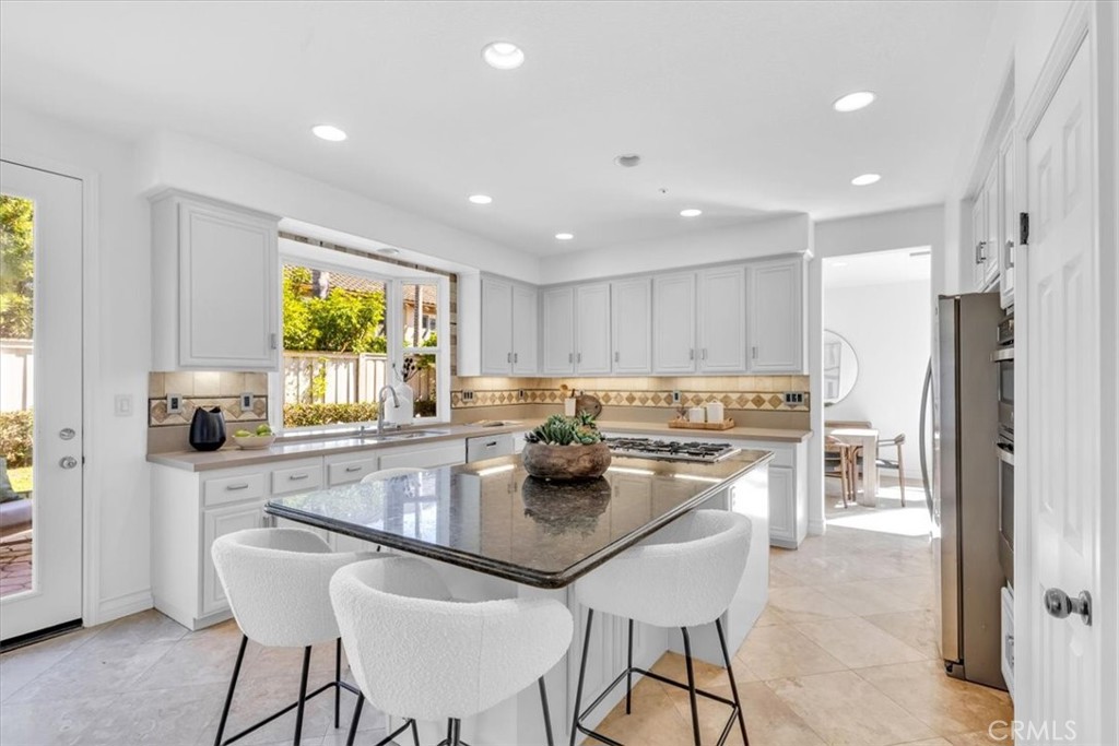 808 Carnaros, San Clemente CA 92672 - photo 12