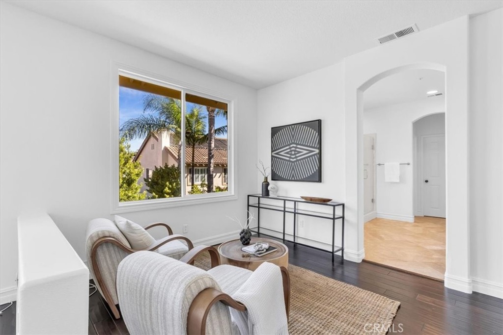 Primary suite retreat area - 808 Carnaros, San Clemente CA 92672 - photo 25