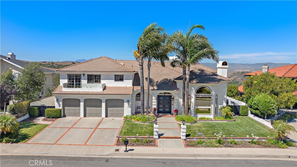 870 Avenida Acapulco, San Clemente CA 92672 - photo 1