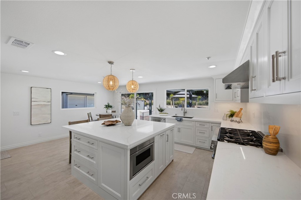Remodeled Kitchen with Thermador Appliances. - 880 Avenida Acapulco, San Clemente CA 92672 - photo 10