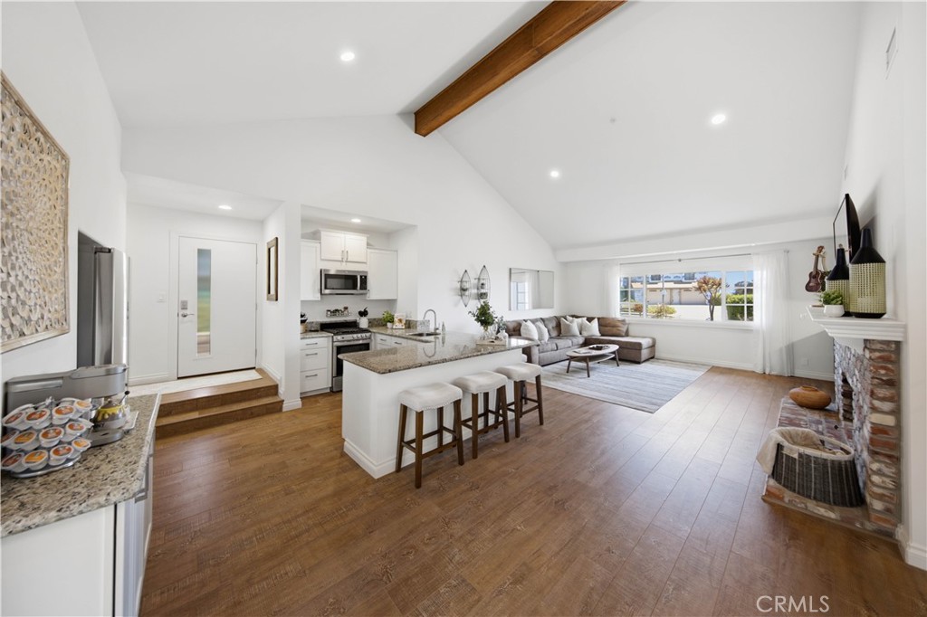 Family Room with Second Full Kitchen. - 880 Avenida Acapulco, San Clemente CA 92672 - photo 28
