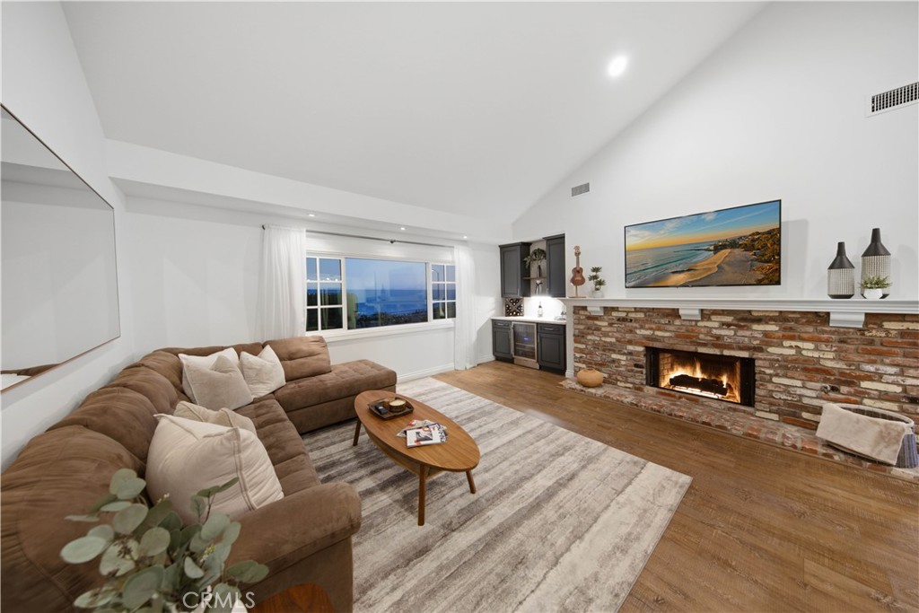 Family Room with Ocean Views and Fireplace and Second Full Kitchen. - 880 Avenida Acapulco, San Clemente CA 92672 - photo 29