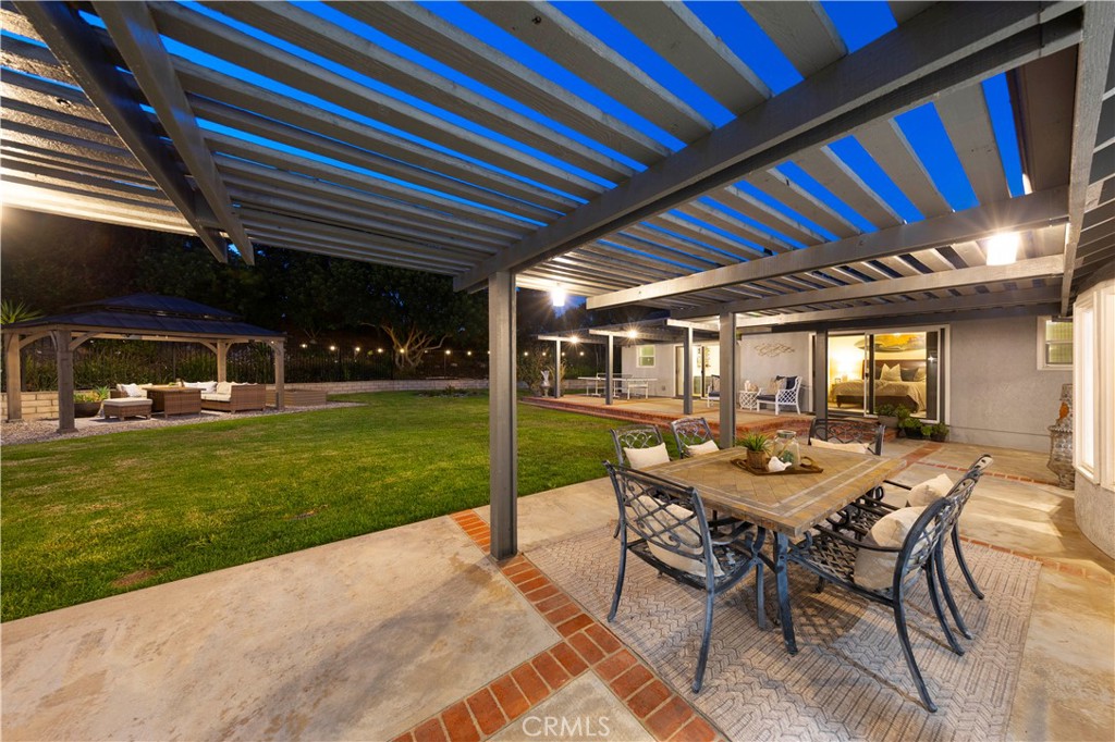 Spacious Backyard for Entertaining Family & Friends. - 880 Avenida Acapulco, San Clemente CA 92672 - photo 34