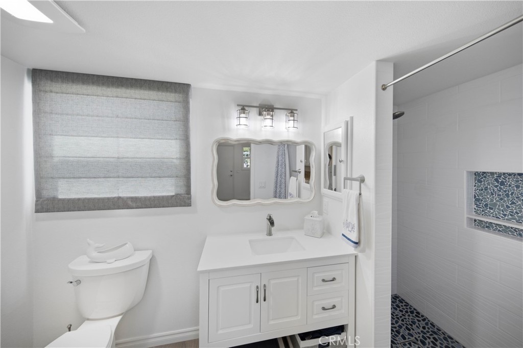 Remodeled Casita Bath. - 880 Avenida Acapulco, San Clemente CA 92672 - photo 43