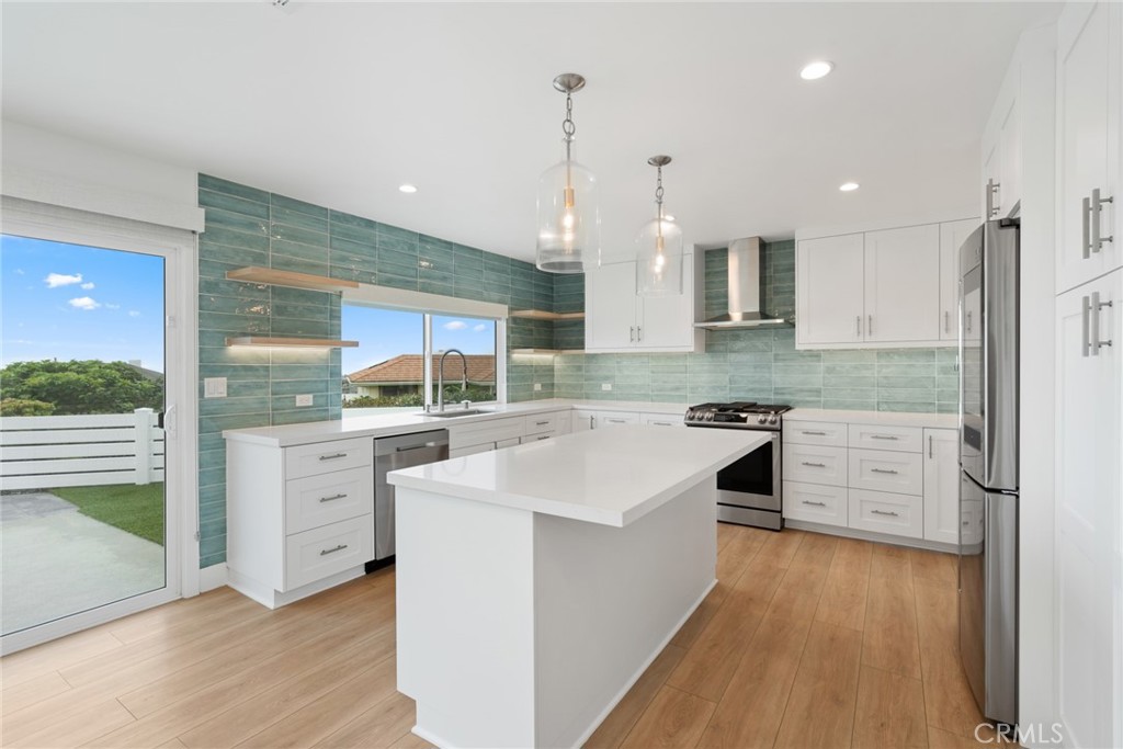 946 Avenida Presidio, San Clemente CA 92672 - photo 10