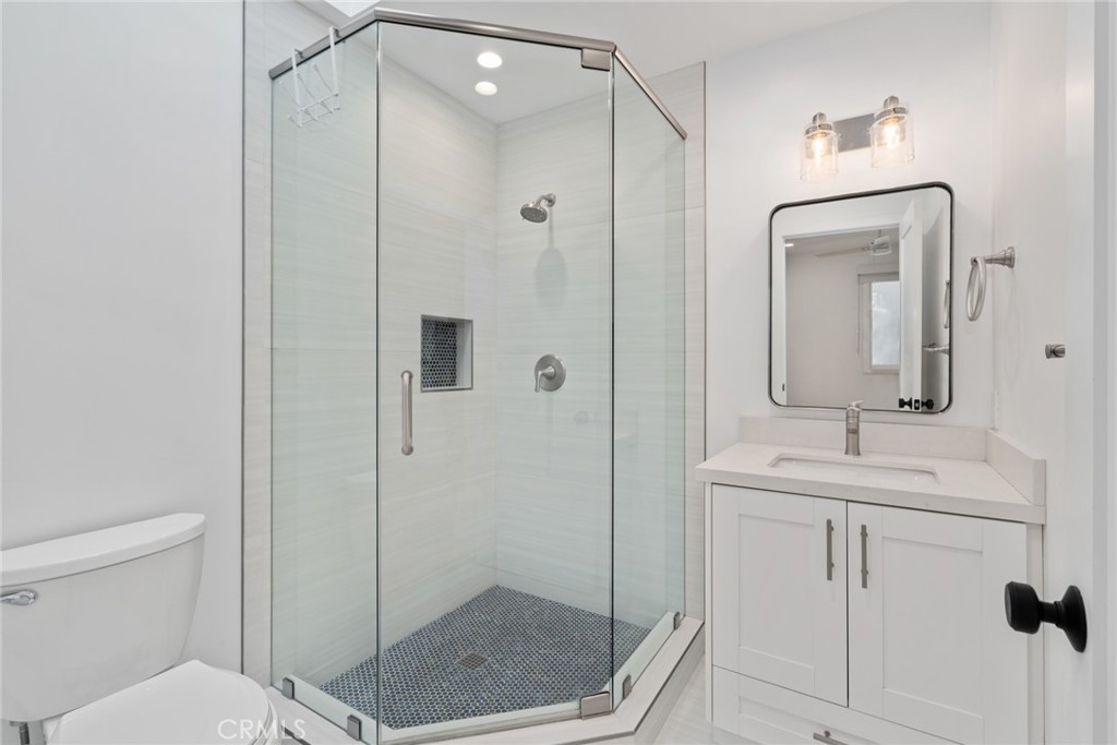946 Avenida Presidio, San Clemente CA 92672 - photo 24