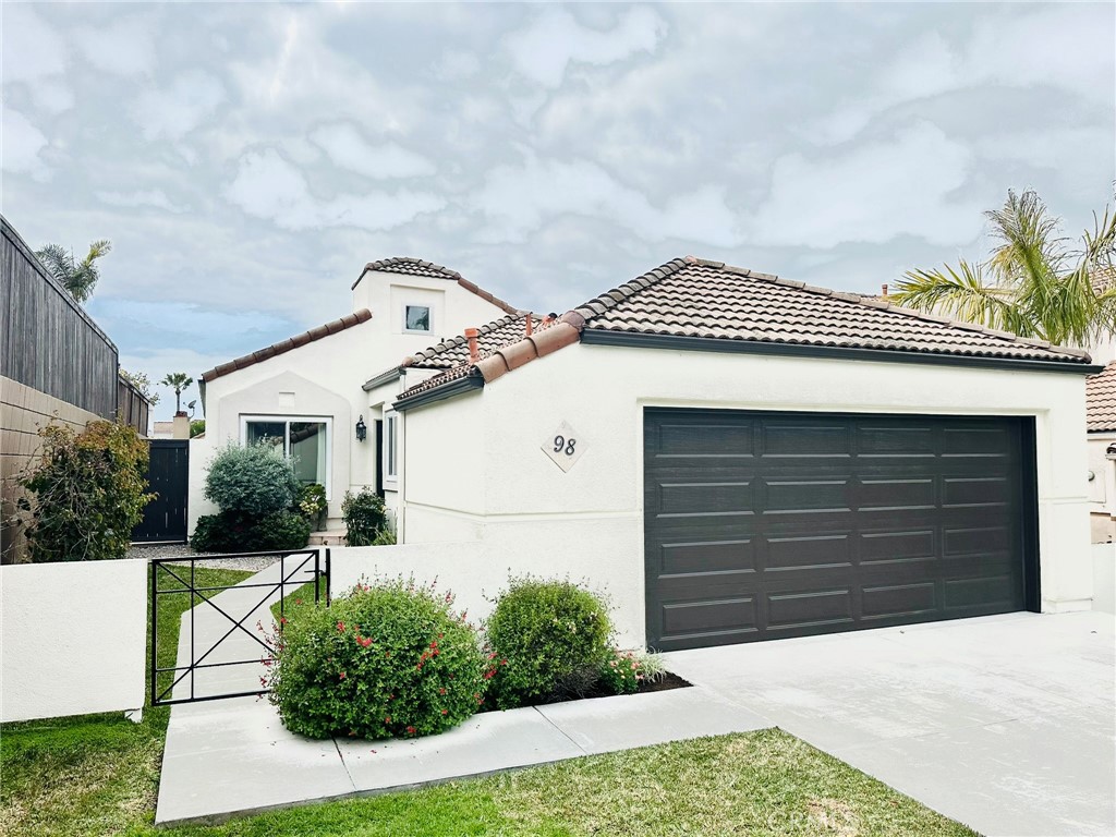 Front - 98 Calle Sol 80, San Clemente CA 92672 - photo 1