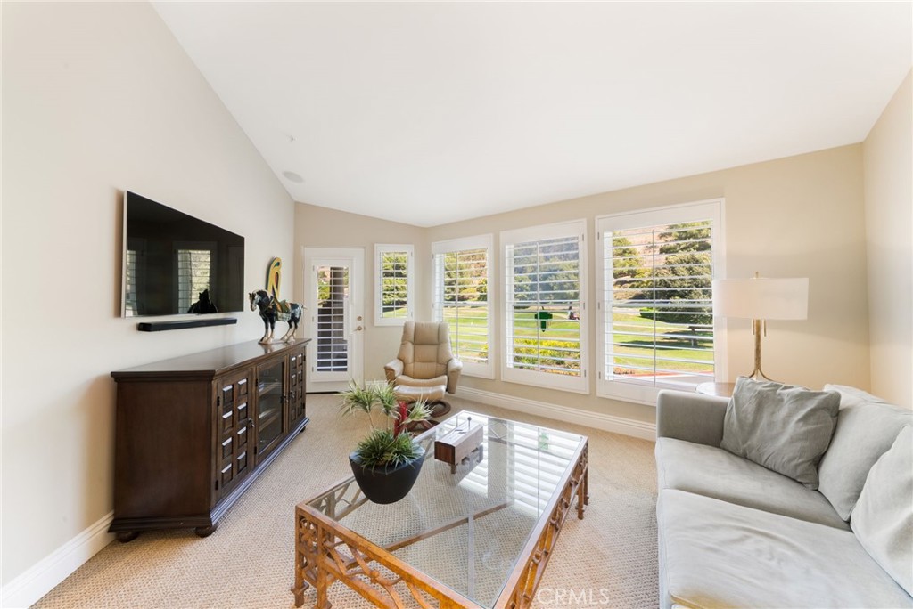 12 Plaza Baja Del Sol, San Juan Capistrano CA 92675 - photo 11