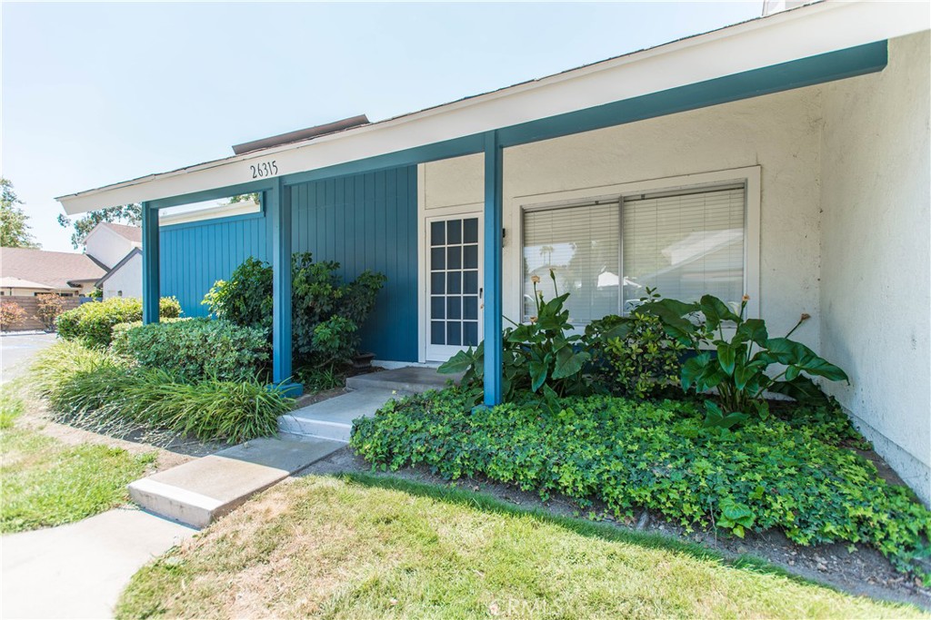 26315 Roundtree Court, San Juan Capistrano CA 92675 - photo 1
