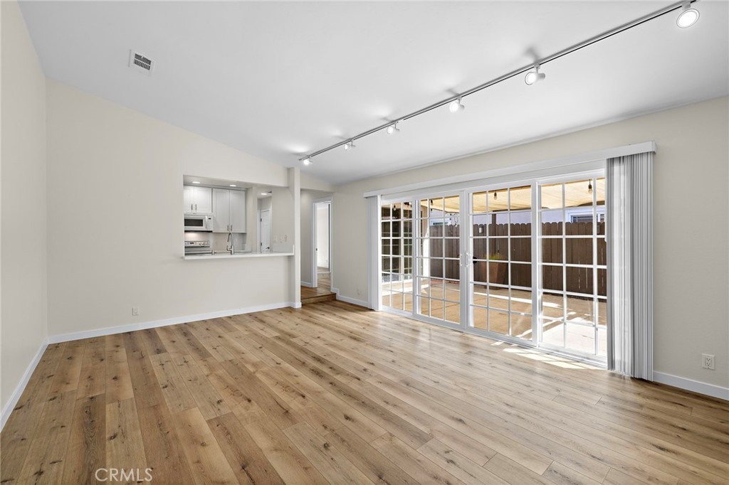 26471 Evergreen Rd, San Juan Capistrano CA 92675 - photo 5