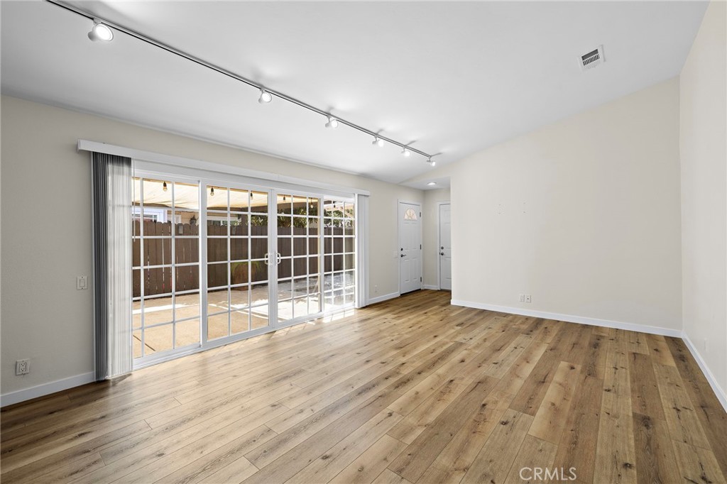 26471 Evergreen Rd, San Juan Capistrano CA 92675 - photo 10