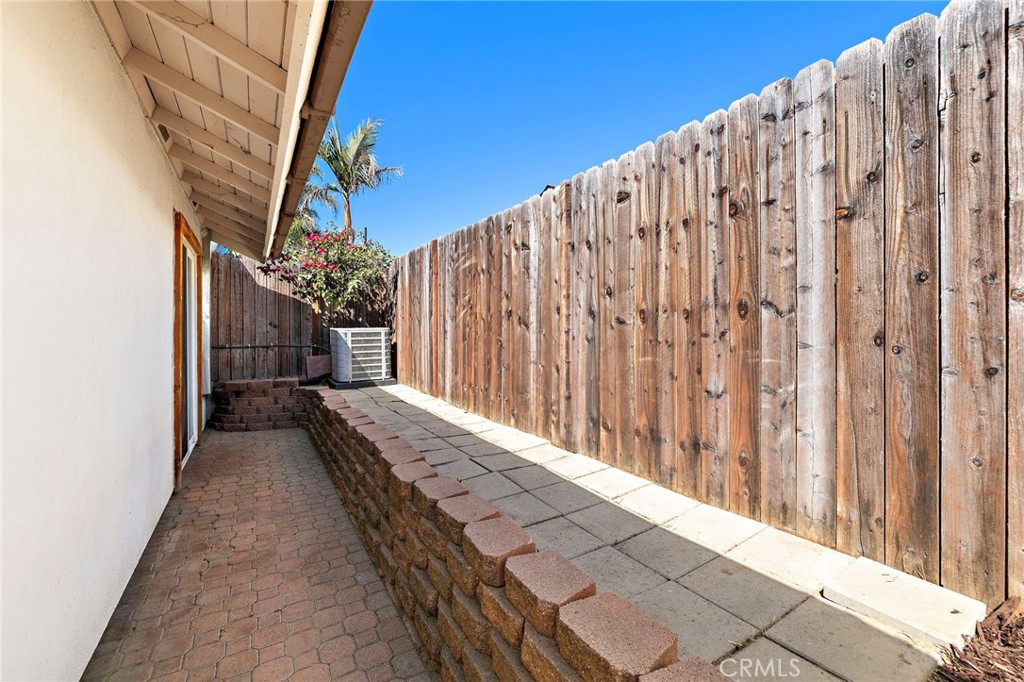 26471 Evergreen Rd, San Juan Capistrano CA 92675 - photo 19