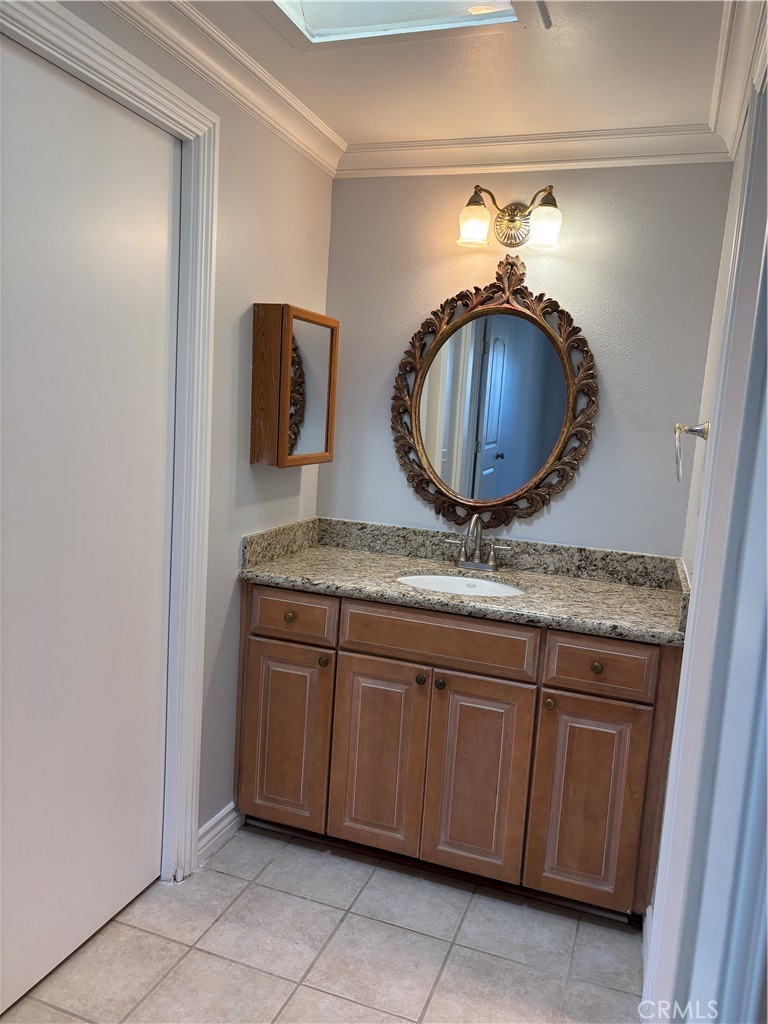 Second bathroom - 27111 Capote De Paseo C, San Juan Capistrano CA 92675 - photo 19