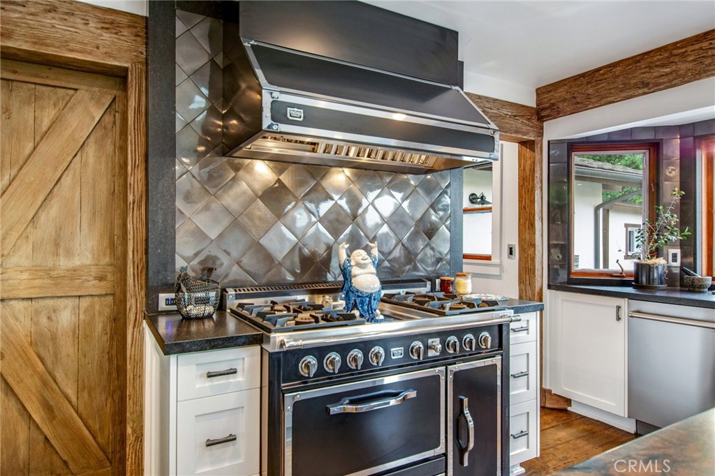 Top of the line appliances - 27151 Mission Hills Drive, San Juan Capistrano CA 92675 - photo 9