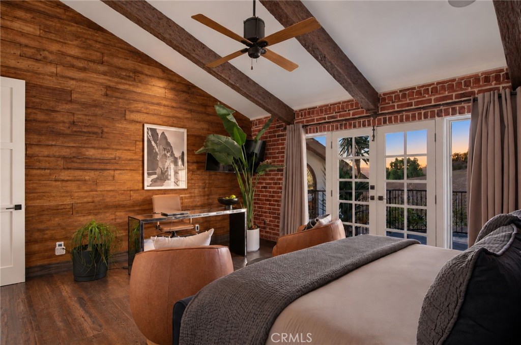 Primary Suite with beautiful details - 27151 Mission Hills Drive, San Juan Capistrano CA 92675 - photo 21