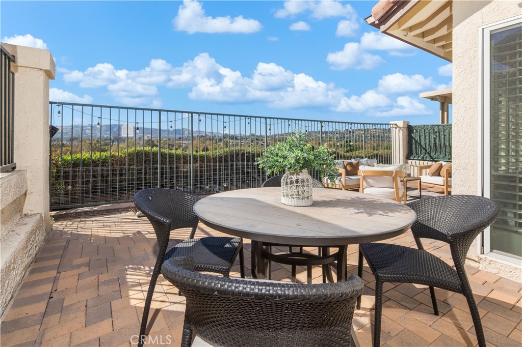 27515 Via Sequoia, San Juan Capistrano CA 92675 - photo 11