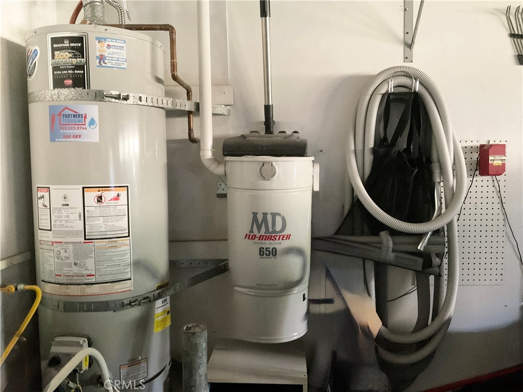 Garage/ Whole house filtration system - 27585 Paseo Segovia, San Juan Capistrano CA 92675 - photo 42