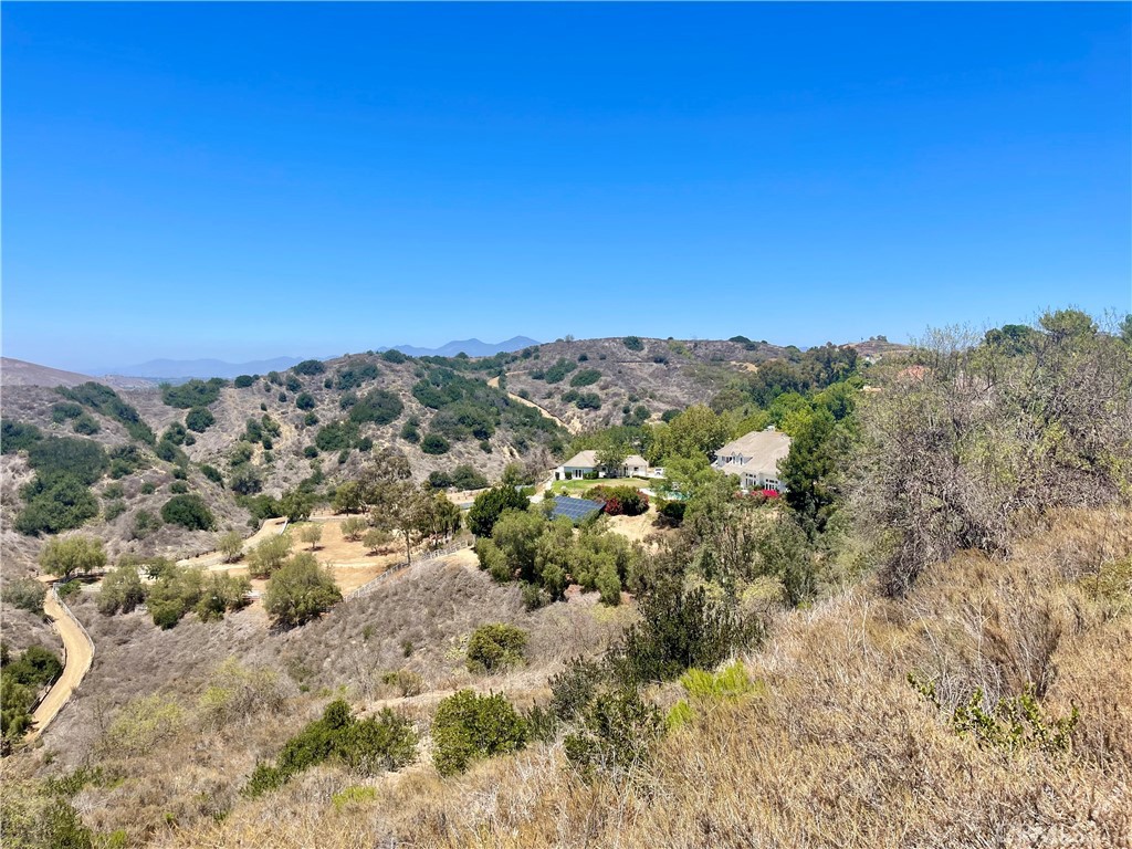 27591 Rolling Wood Lane, San Juan Capistrano CA 92675 - photo 9
