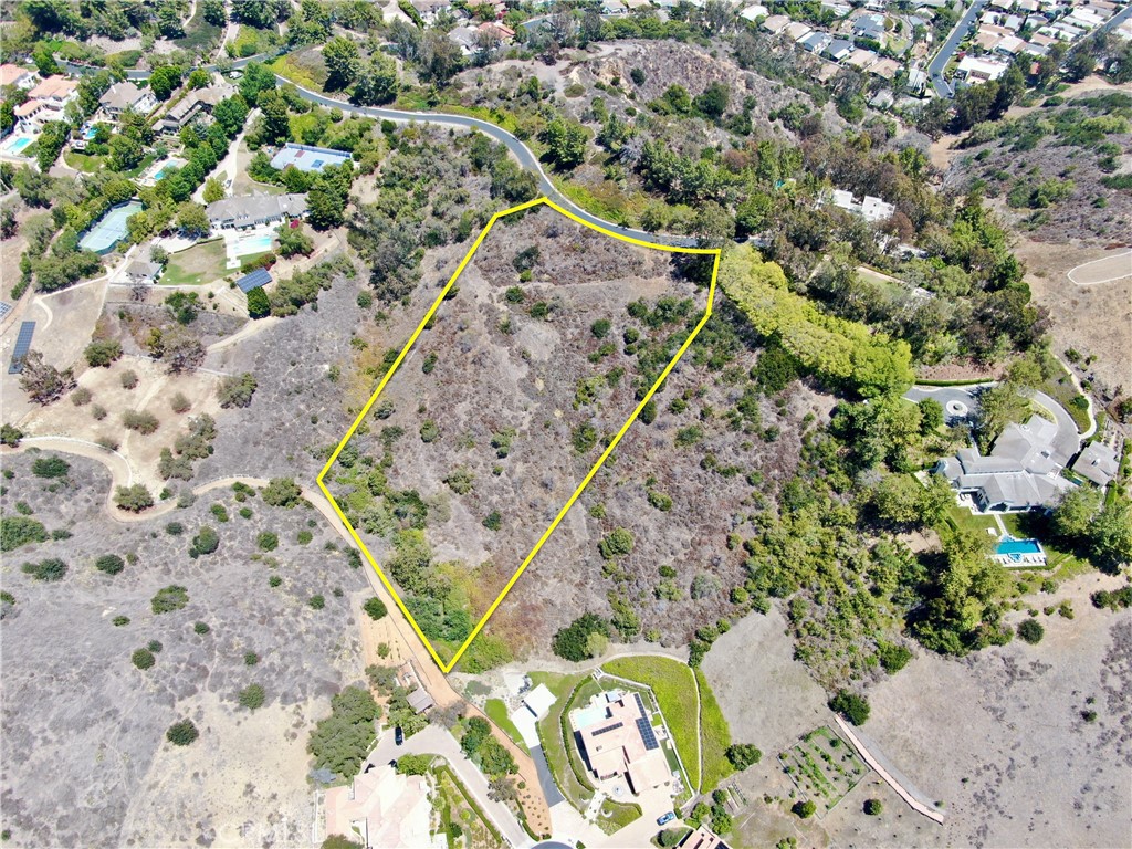 27591 Rolling Wood Lane, San Juan Capistrano CA 92675 - photo 21