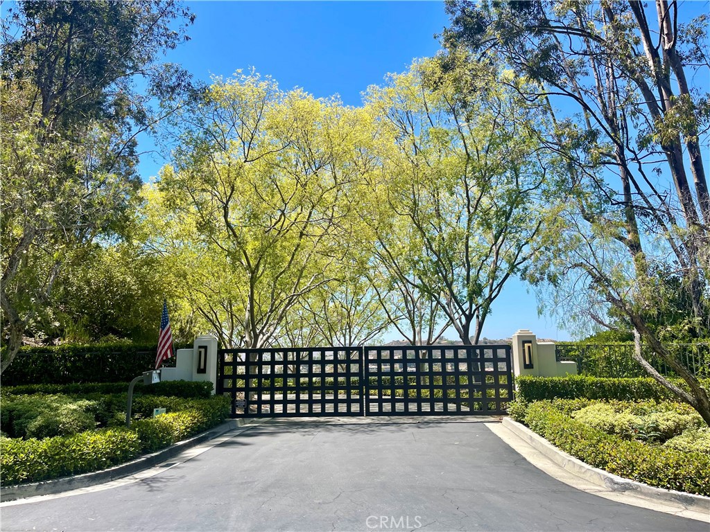 27551 Rolling Wood Lane Private Gate - 27591 Rolling Wood Lane, San Juan Capistrano CA 92675 - photo 39