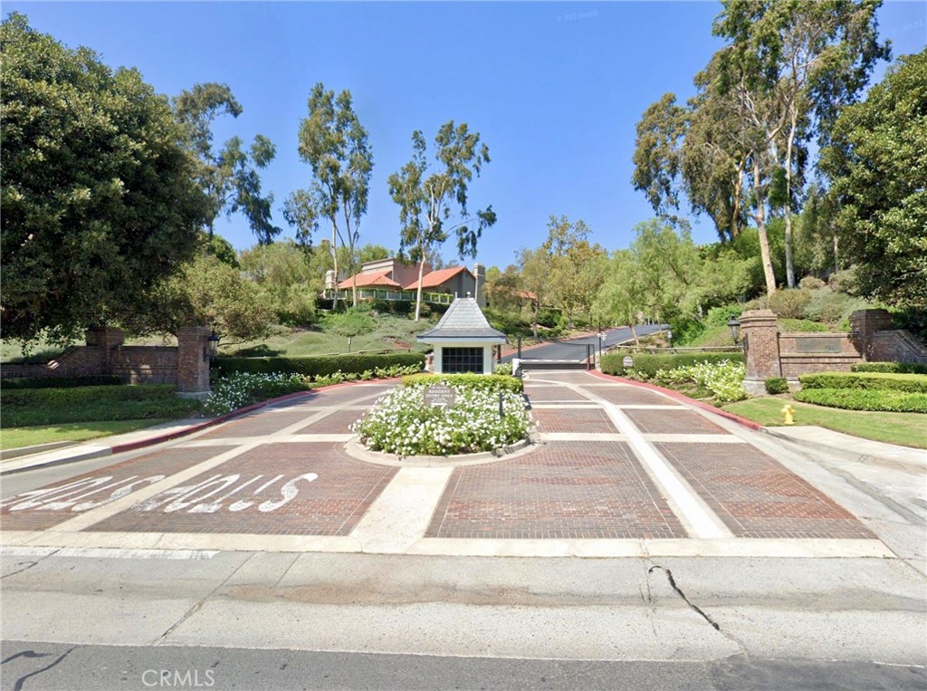 Resident Entry only gate - 27591 Rolling Wood Lane, San Juan Capistrano CA 92675 - photo 47
