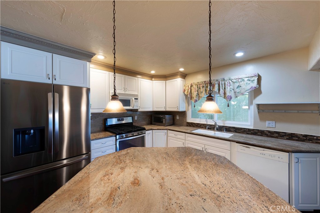 27703 ORTEGA HWY 88, San Juan Capistrano CA 92675 - photo 25