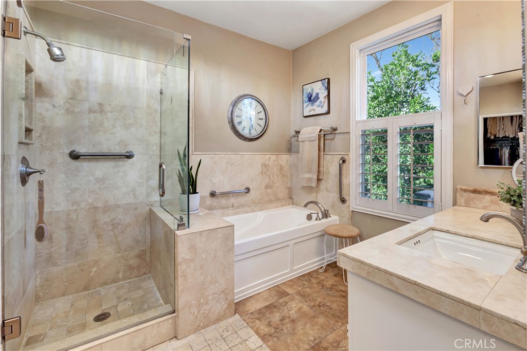 Remodeled Shower and Jacuzzi Jetted Tub - 27941 Via De Costa, San Juan Capistrano CA 92675 - photo 18
