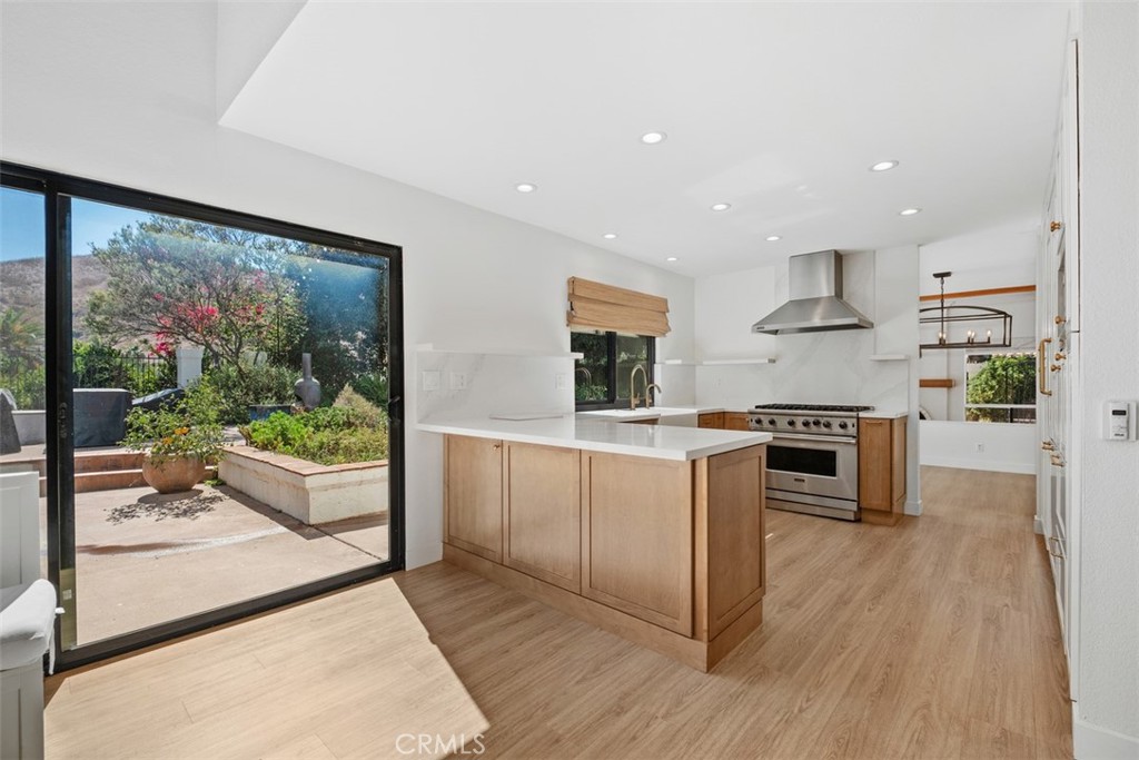 28112 Via Rueda, San Juan Capistrano CA 92675 - photo 21