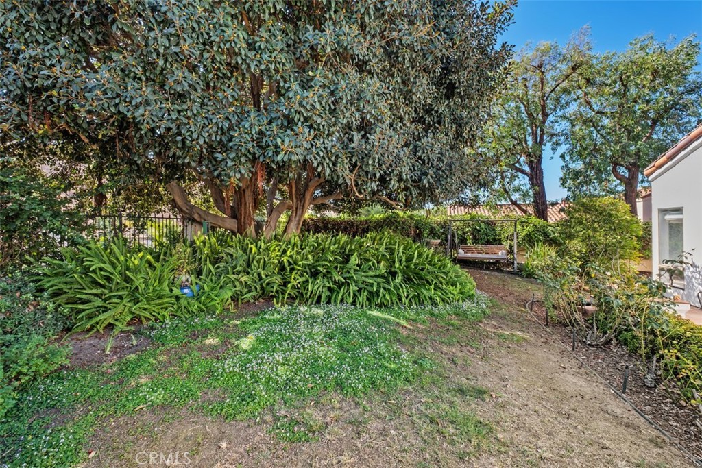 28112 Via Rueda, San Juan Capistrano CA 92675 - photo 42