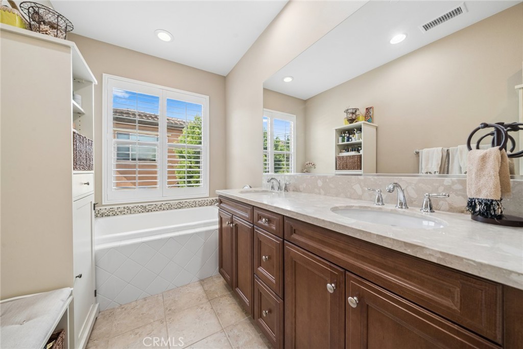 Primary Bath - 28346 Camino Del Rio, San Juan Capistrano CA 92675 - photo 14