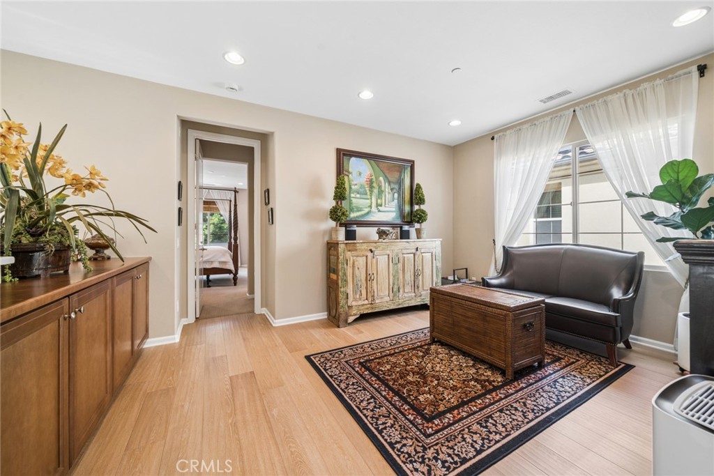 upstairs loft - 28346 Camino Del Rio, San Juan Capistrano CA 92675 - photo 16