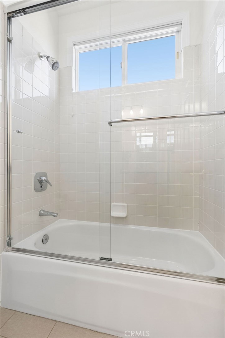 Offering a separate vanity area from the toilet and tub/shower room - 28382 Calle Pinon, San Juan Capistrano CA 92675 - photo 61
