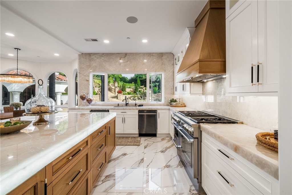 28572 Paseo Zorro, San Juan Capistrano CA 92675 - photo 23