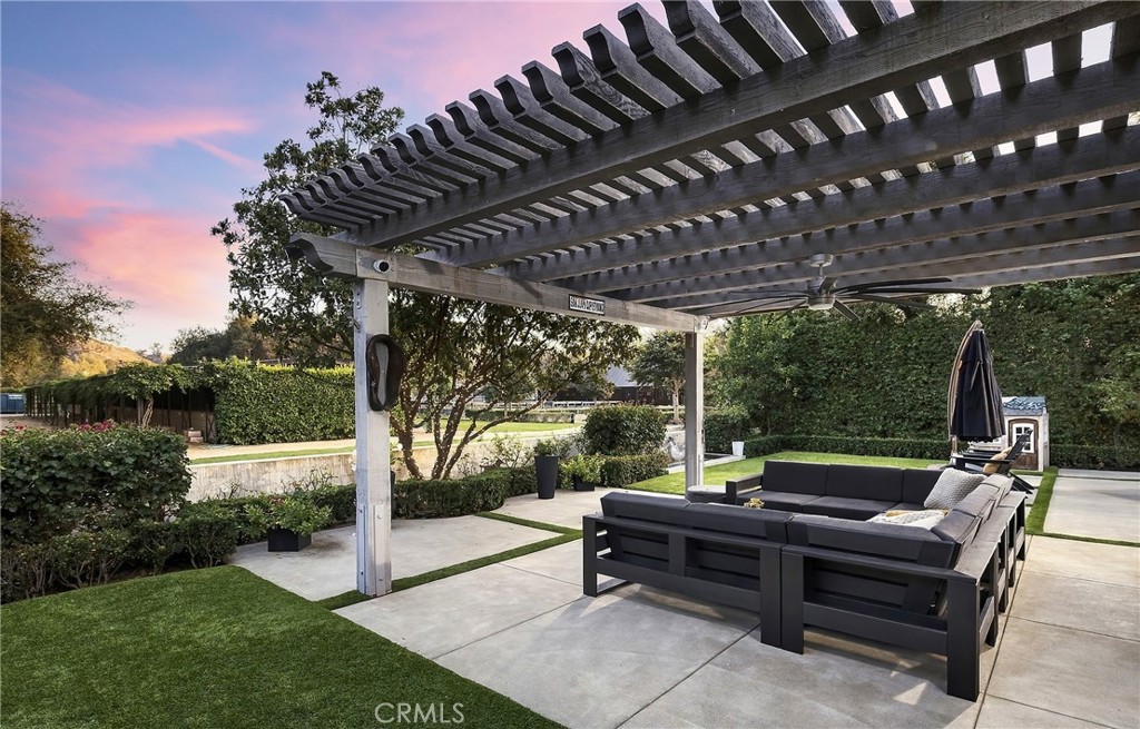 28640 Martingale Drive, San Juan Capistrano CA 92675 - photo 26