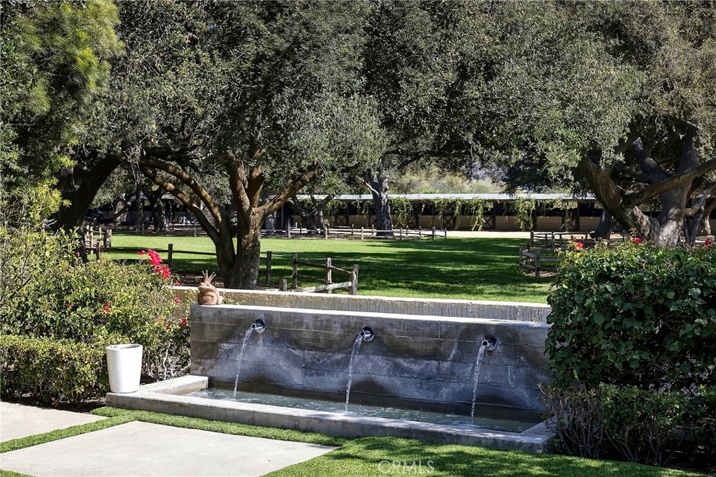 28640 Martingale Drive, San Juan Capistrano CA 92675 - photo 32