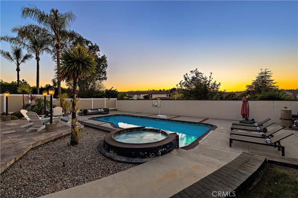 29091 Country Hills, San Juan Capistrano CA 92675 - photo 2
